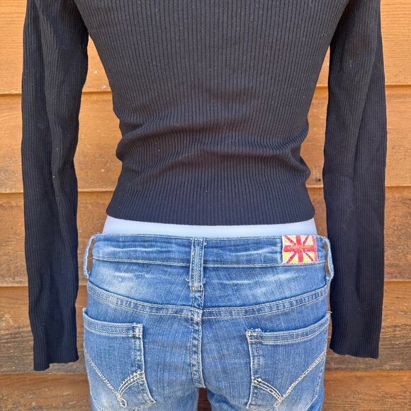 Divided Black Ribbed Front Zip Crop Top Size M - Picture 8 of 8